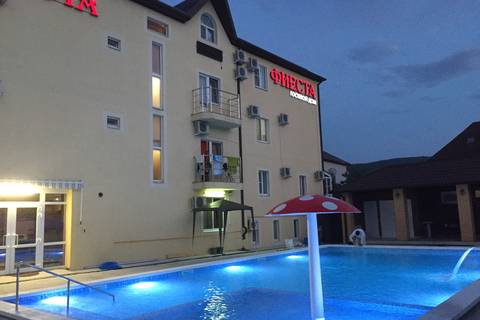 Гостевой дом «Фиеста» ул. Революционная, д. 63 «Б»