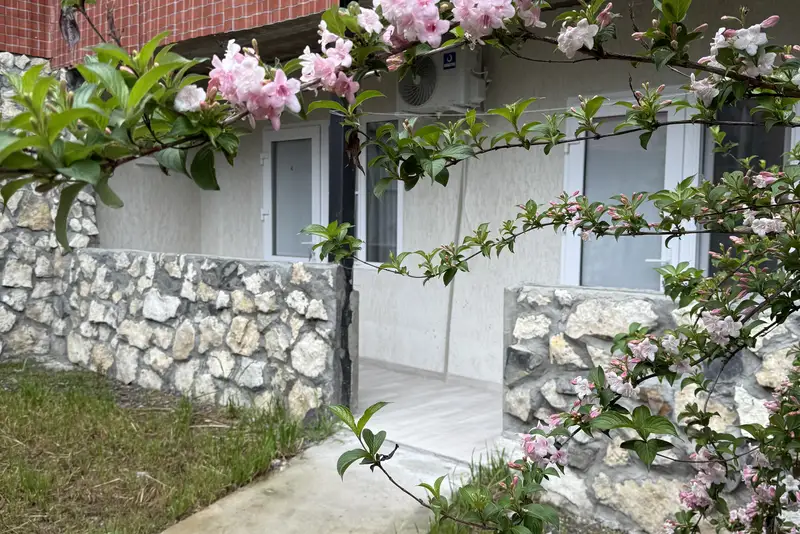gallery_photo