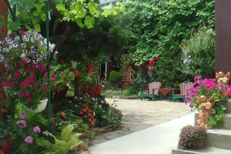 gallery_photo