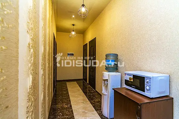 gallery_photo