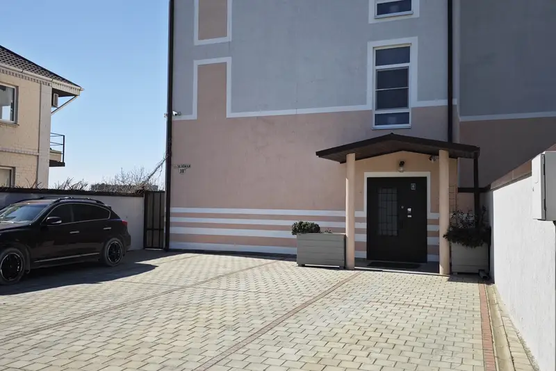 Трехкомнатная квартира в Мысхако, курорт Мысхако