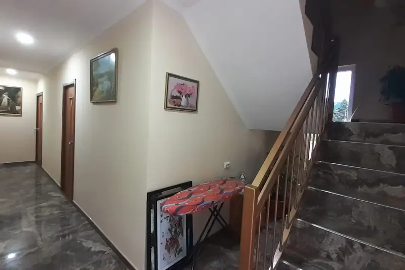 gallery_photo