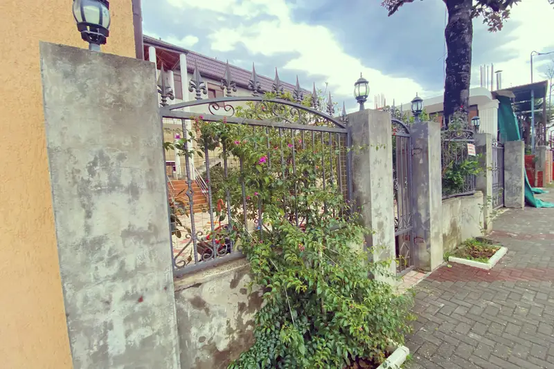 gallery_photo
