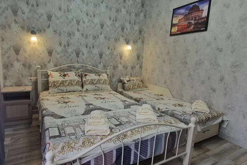 gallery_photo