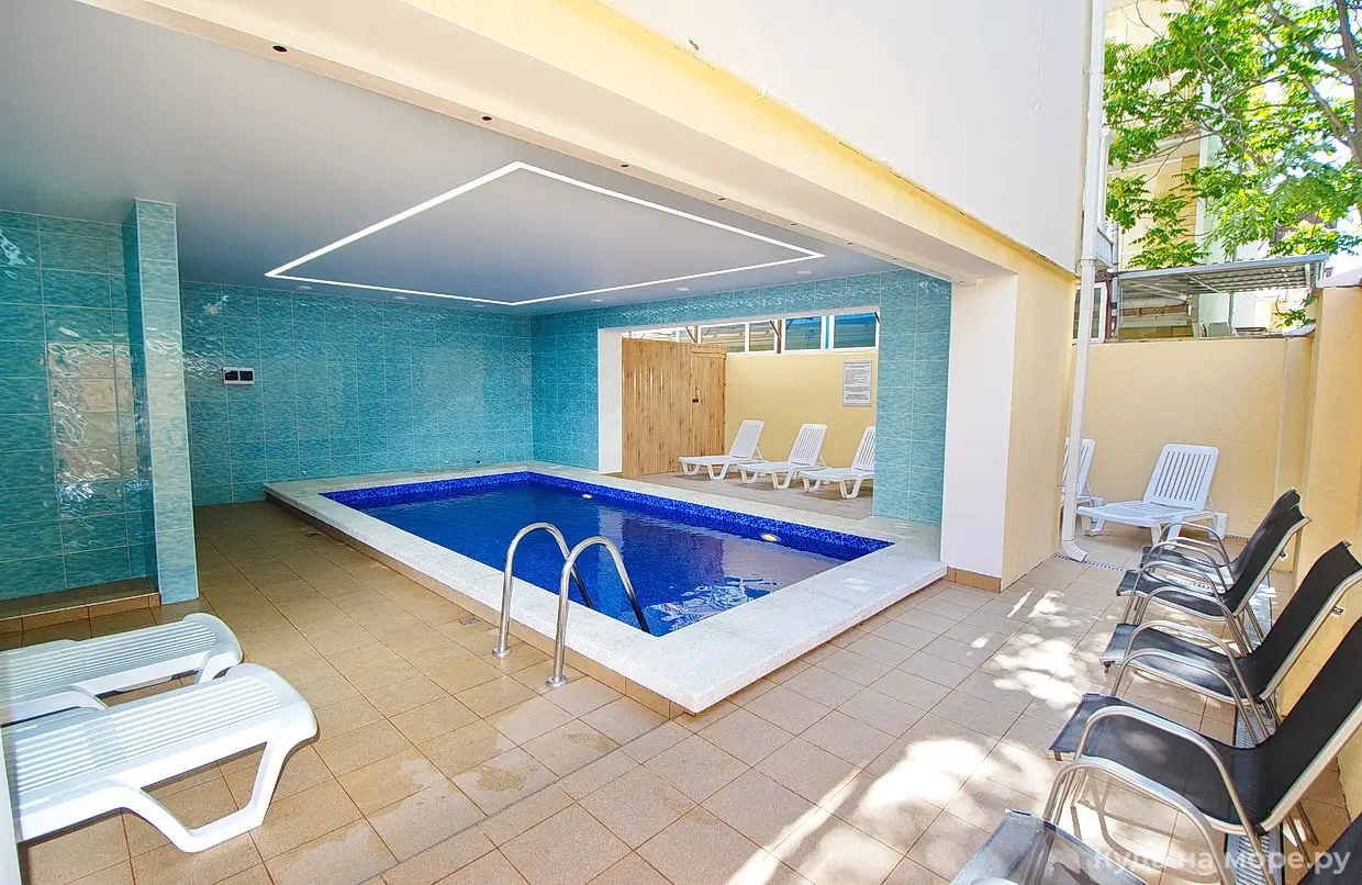 gallery_photo