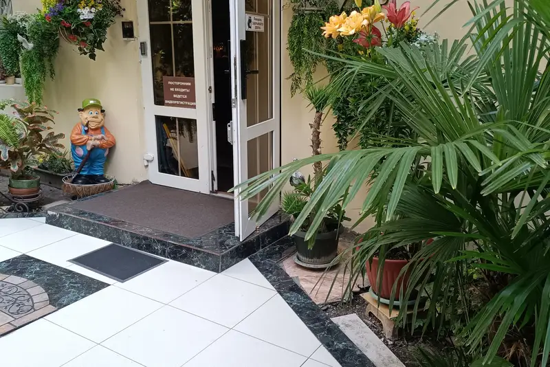 gallery_photo