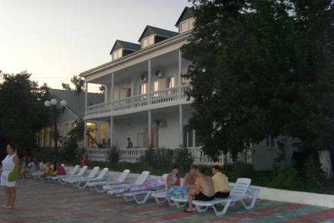 Курортный отель "Дубравушка" ул. Мира д. 6