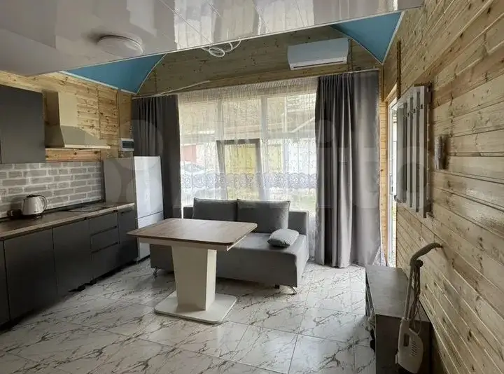 gallery_photo
