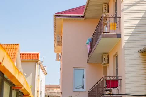 Частный дом в центре Адлера ул. Свердлова д. 38