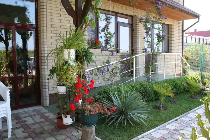 gallery_photo