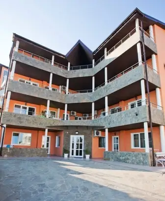 gallery_photo