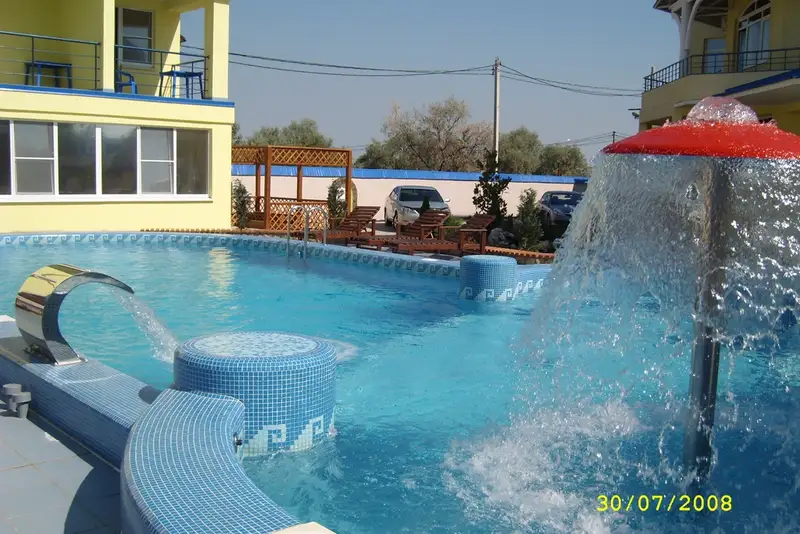 gallery_photo
