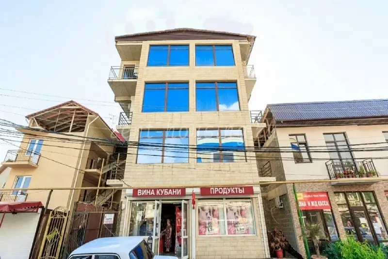 gallery_photo