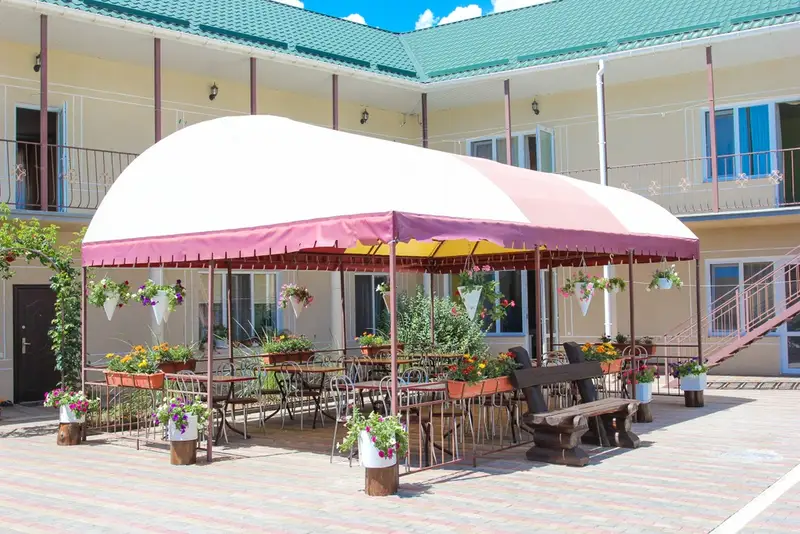 gallery_photo