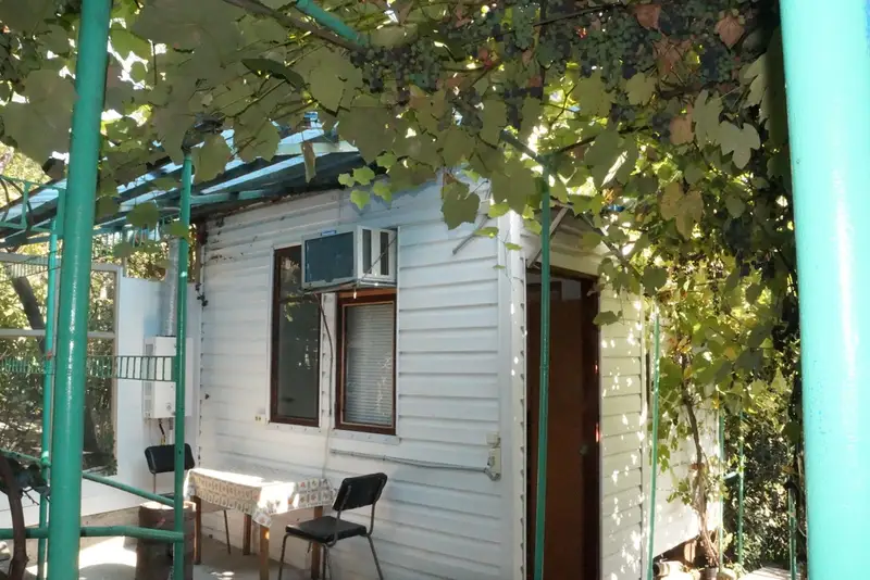 Гостевой дом «Зеленый дворик», курорт Вишневка