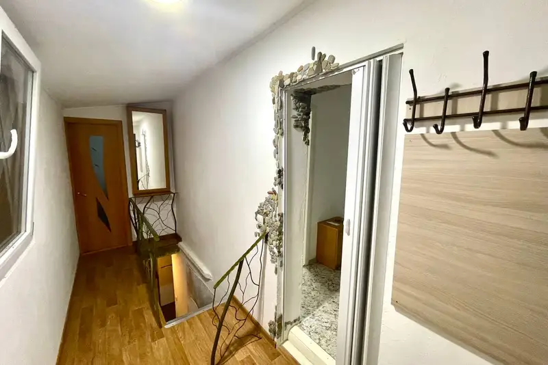 gallery_photo
