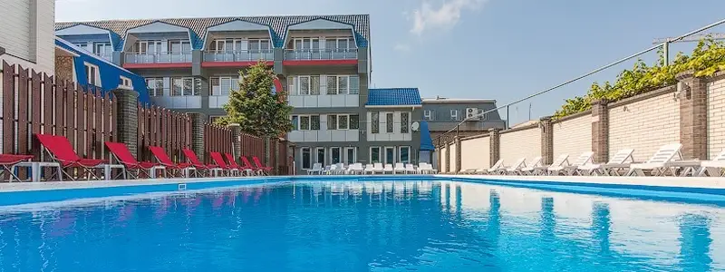 Пансионат «Тополь» ул. Самбурова, д. 39