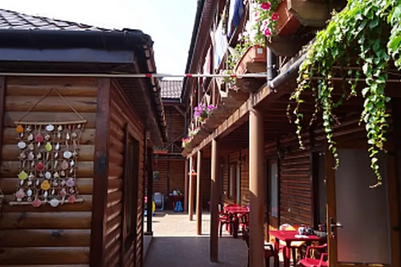 gallery_photo