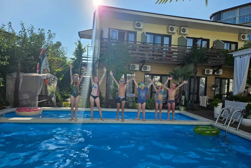 Гостевой дом «У Гурама» ул. Багратиона, д. 1/5