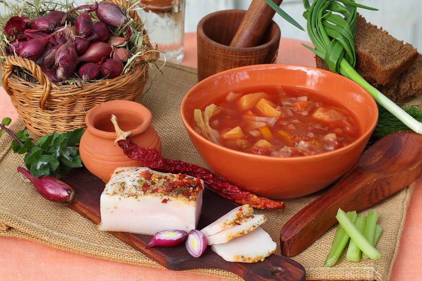 В музее казачьего быта не только интересно, но и вкусно: после экскурсии гостей угощают традиционными блюдами казаков. Источник: Lori.ru