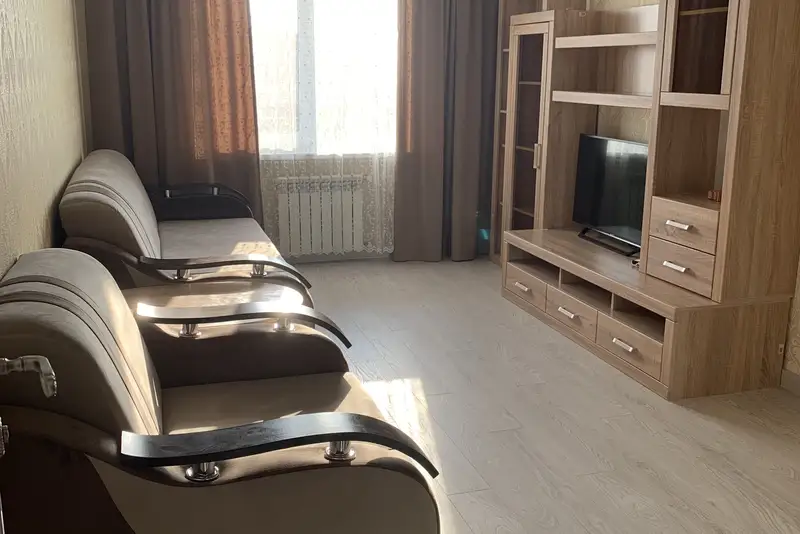 Двухкомнатная квартира на Гудаутской ул. Гудаутская, д. 2, кв. 5