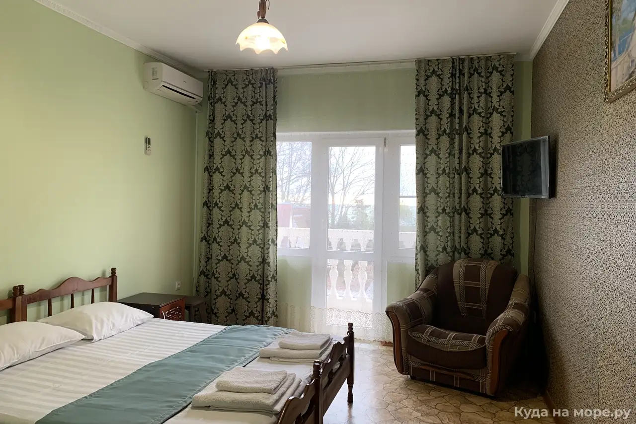 gallery_photo