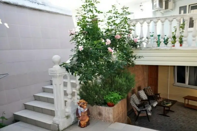 Гостевой дом «Морская история У Роберта» ул. Весенняя, д. 26