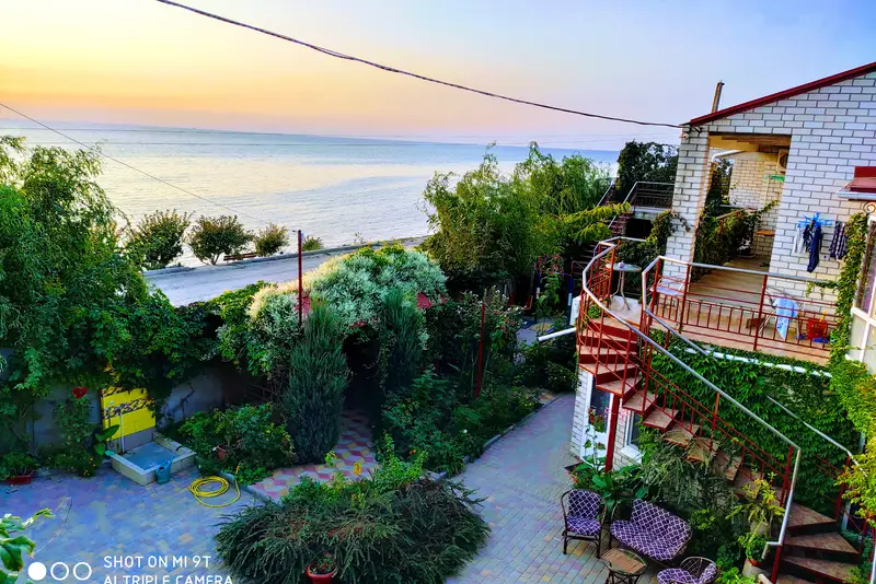 gallery_photo