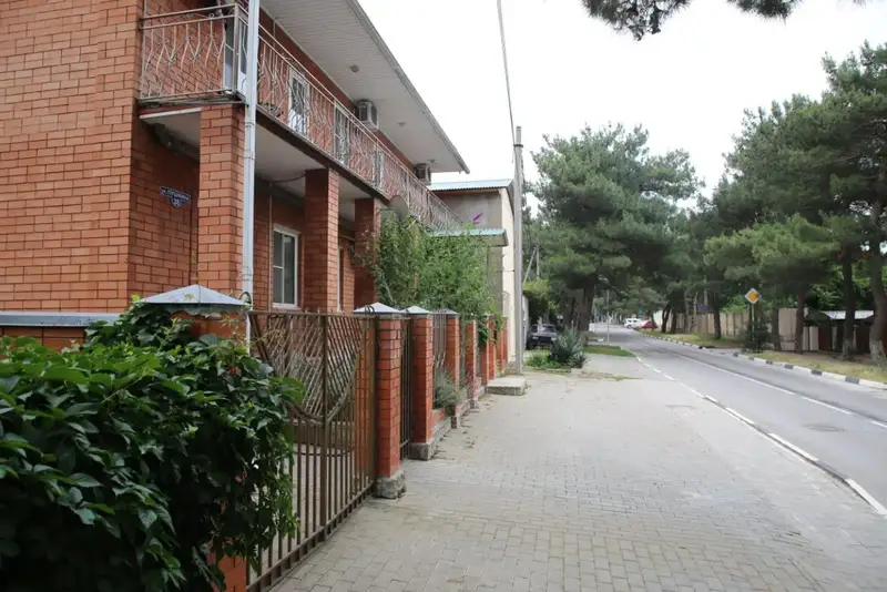 gallery_photo