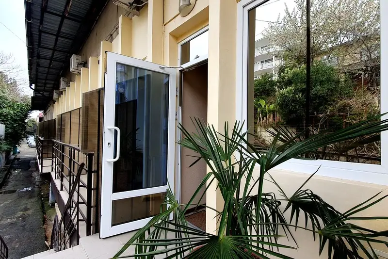 gallery_photo