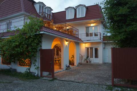 Гостиница на 40 лет Октября ул. 40 лет Октября, д. 3/1