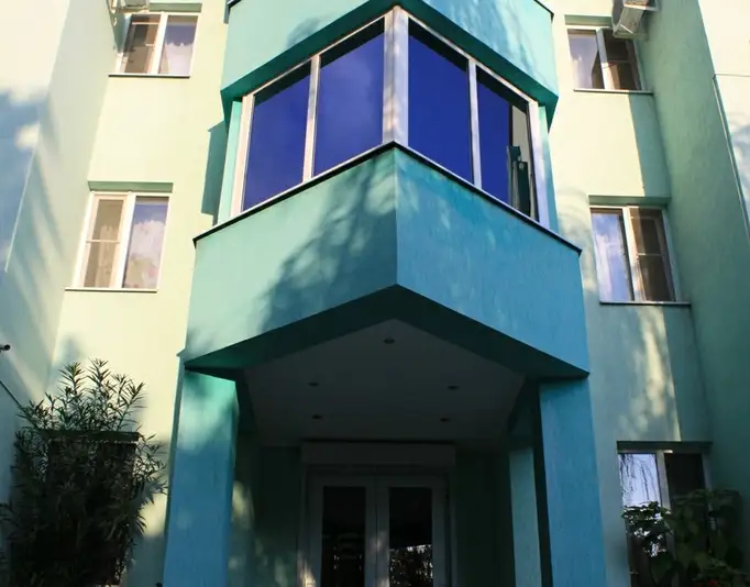 gallery_photo