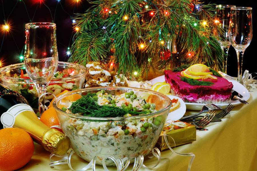 Какой же Новый год без любимых блюд. Фото: i.kurjer.info