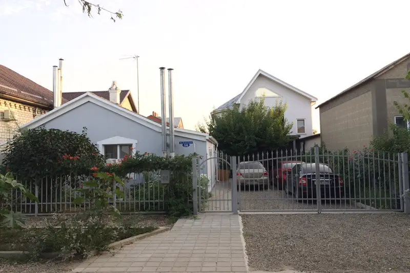 gallery_photo
