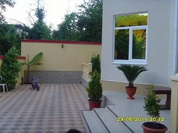 gallery_photo