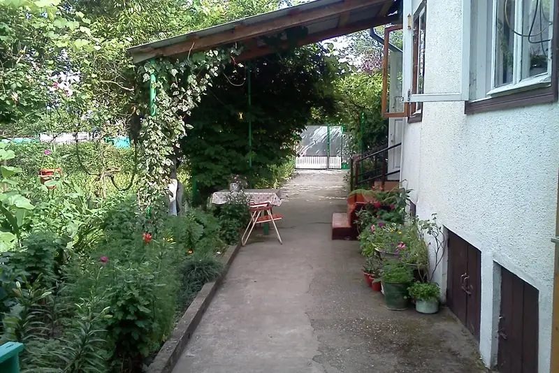 gallery_photo