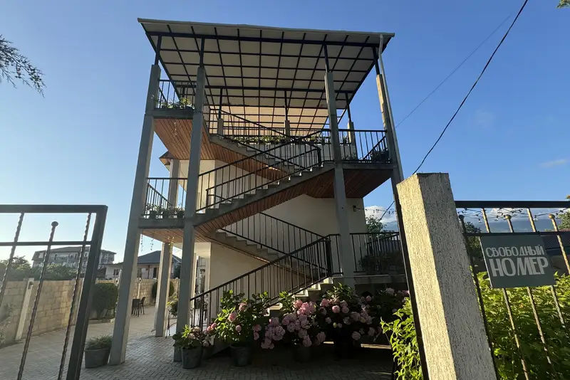 gallery_photo