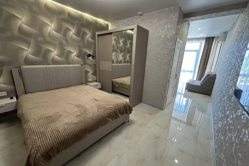 gallery_photo