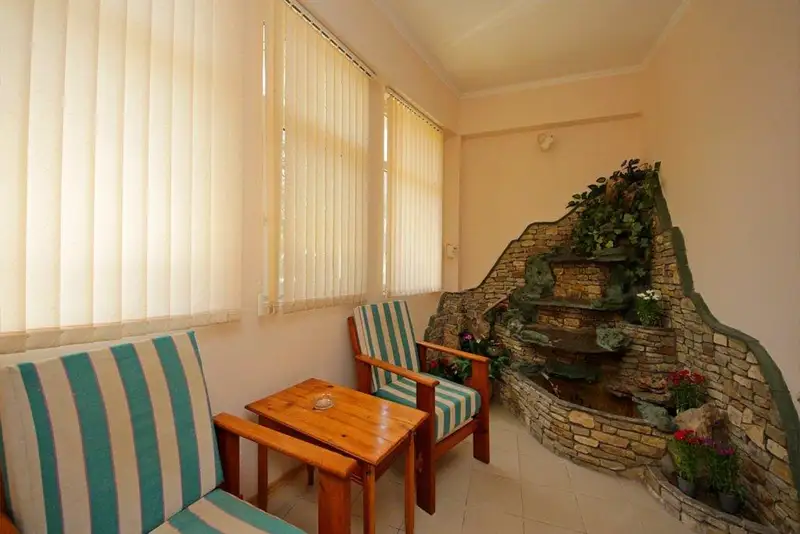 gallery_photo