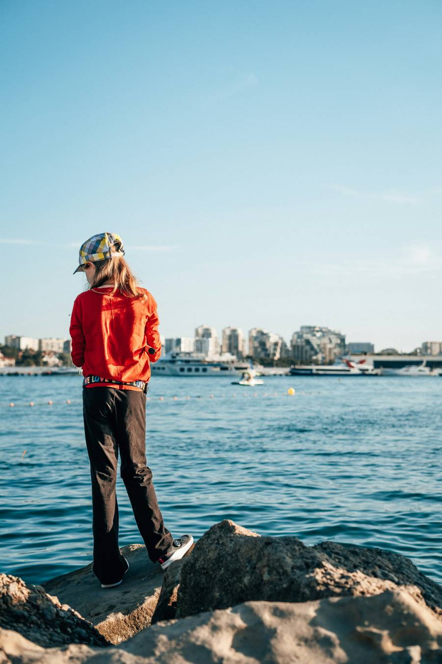В Геленджик можно смело приезжать с детьми. Источник:&nbsp;unsplash.com