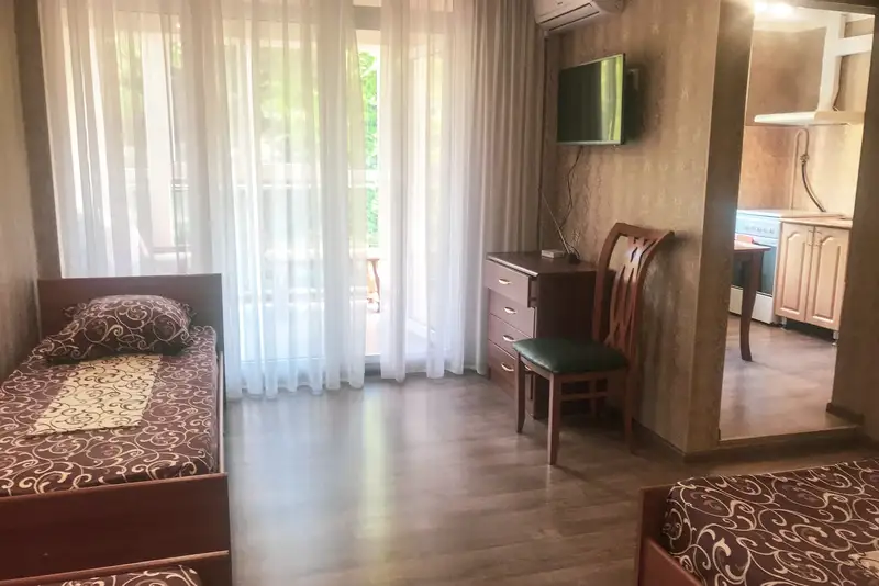 Однокомнатная квартира с лоджией ул. Лазарева, д. 56