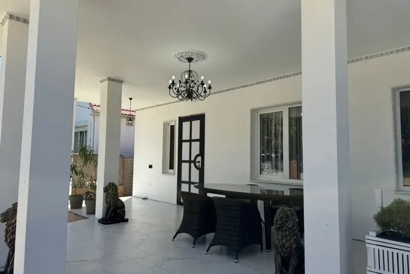 gallery_photo