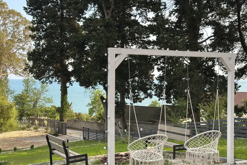 База отдыха «Флора Плейс» Сухумское шоссе, д. 39 «А»