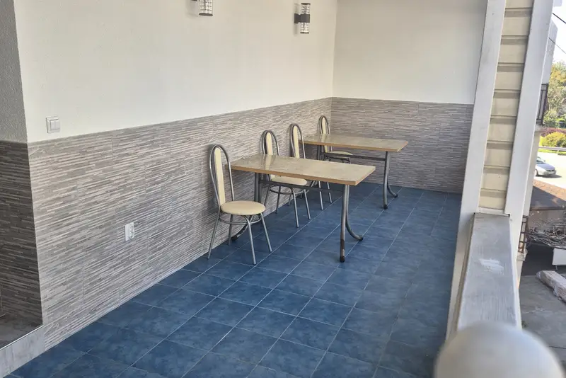 gallery_photo