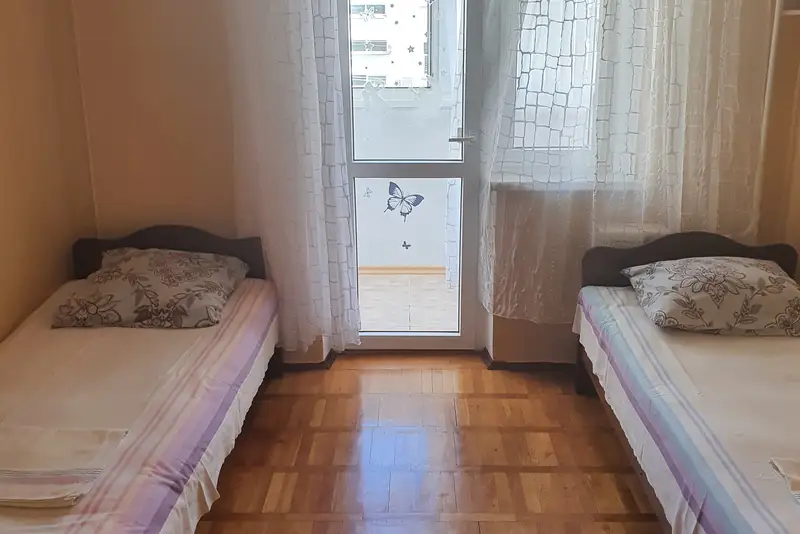gallery_photo
