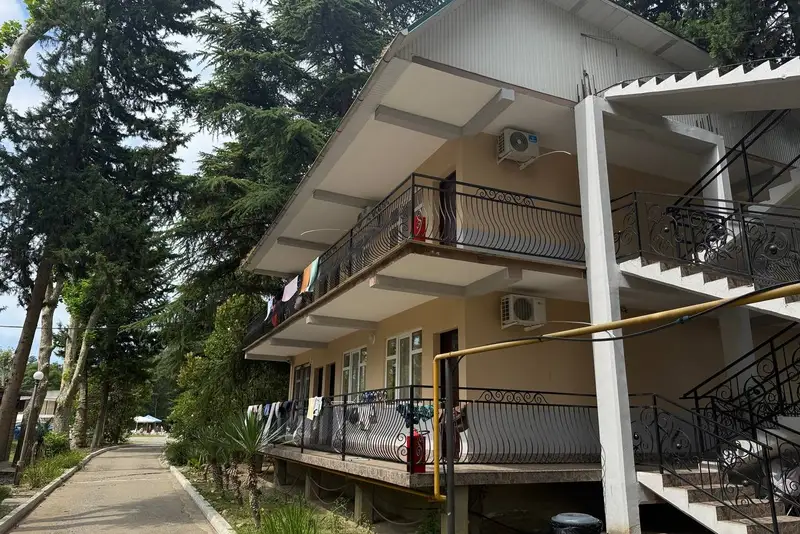 gallery_photo
