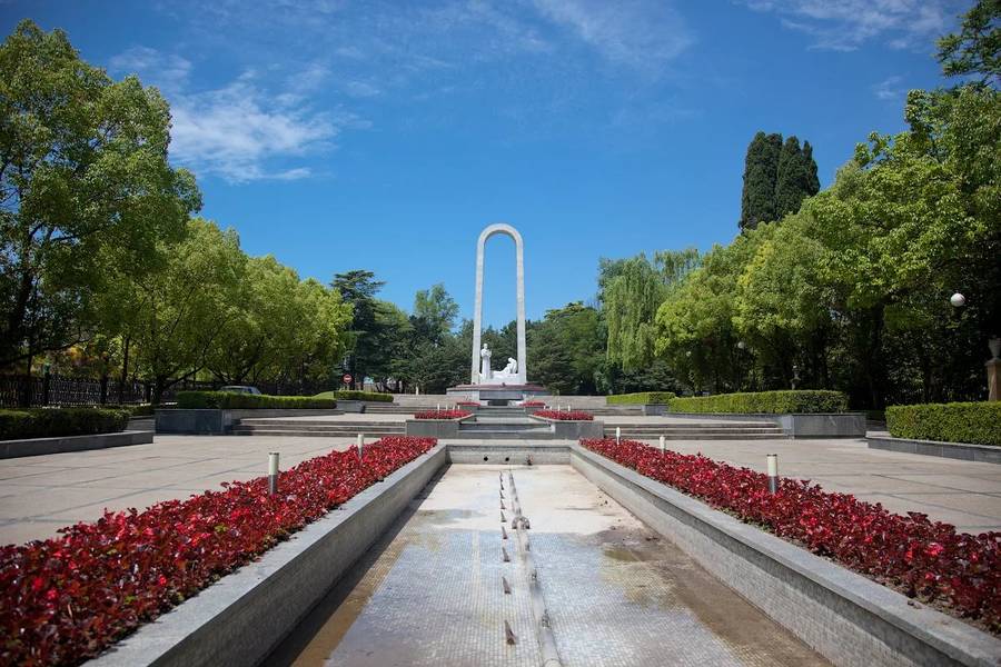 Мемориал «Подвиг во имя жизни» в Сочи. Фото: vn-travel.ru