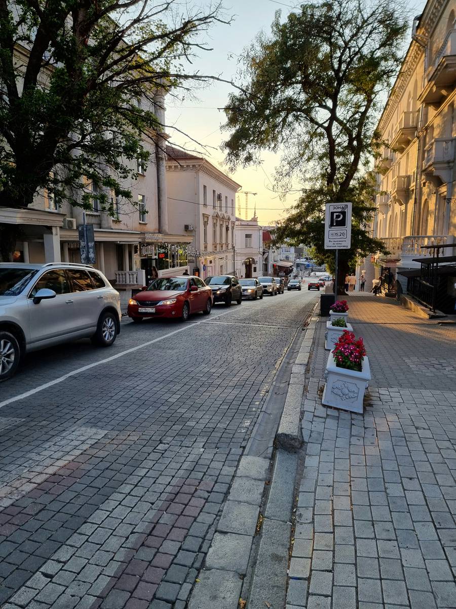 Уютные улочки Севастополя. Фото: Unsplash.com