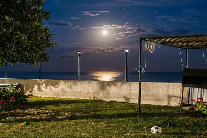 Гостевой дом у моря «Лунный берег» с. Лдзаа, ул. Рыбозаводская, д. 88