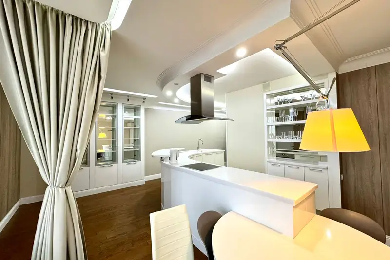 gallery_photo